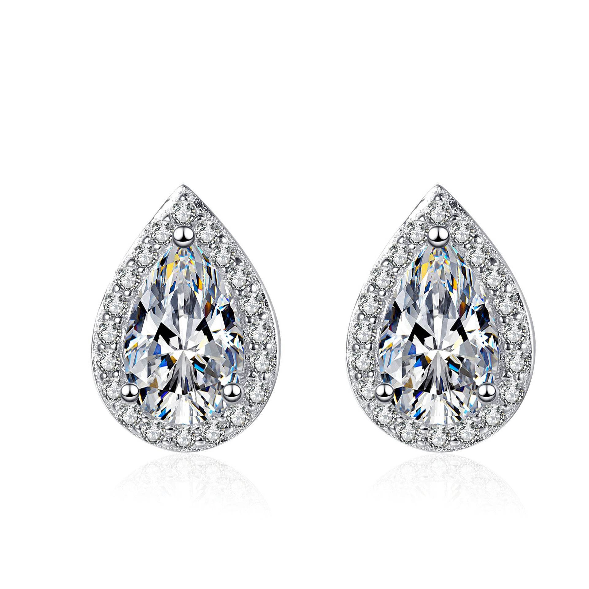 Sparkling 1ct Moissanite Stud Earrings - Subtle Shine Jewelry Co.