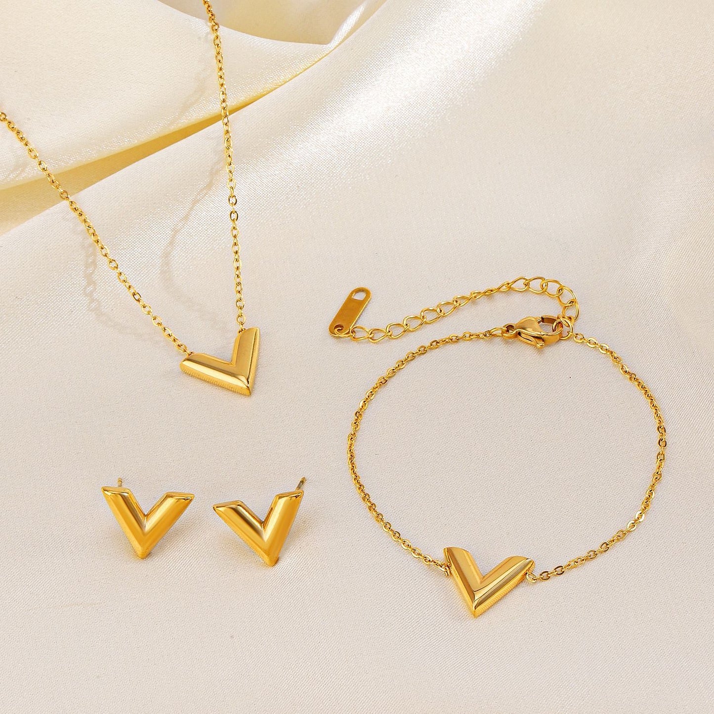 Gold-Plated V-shaped Jewelry Set