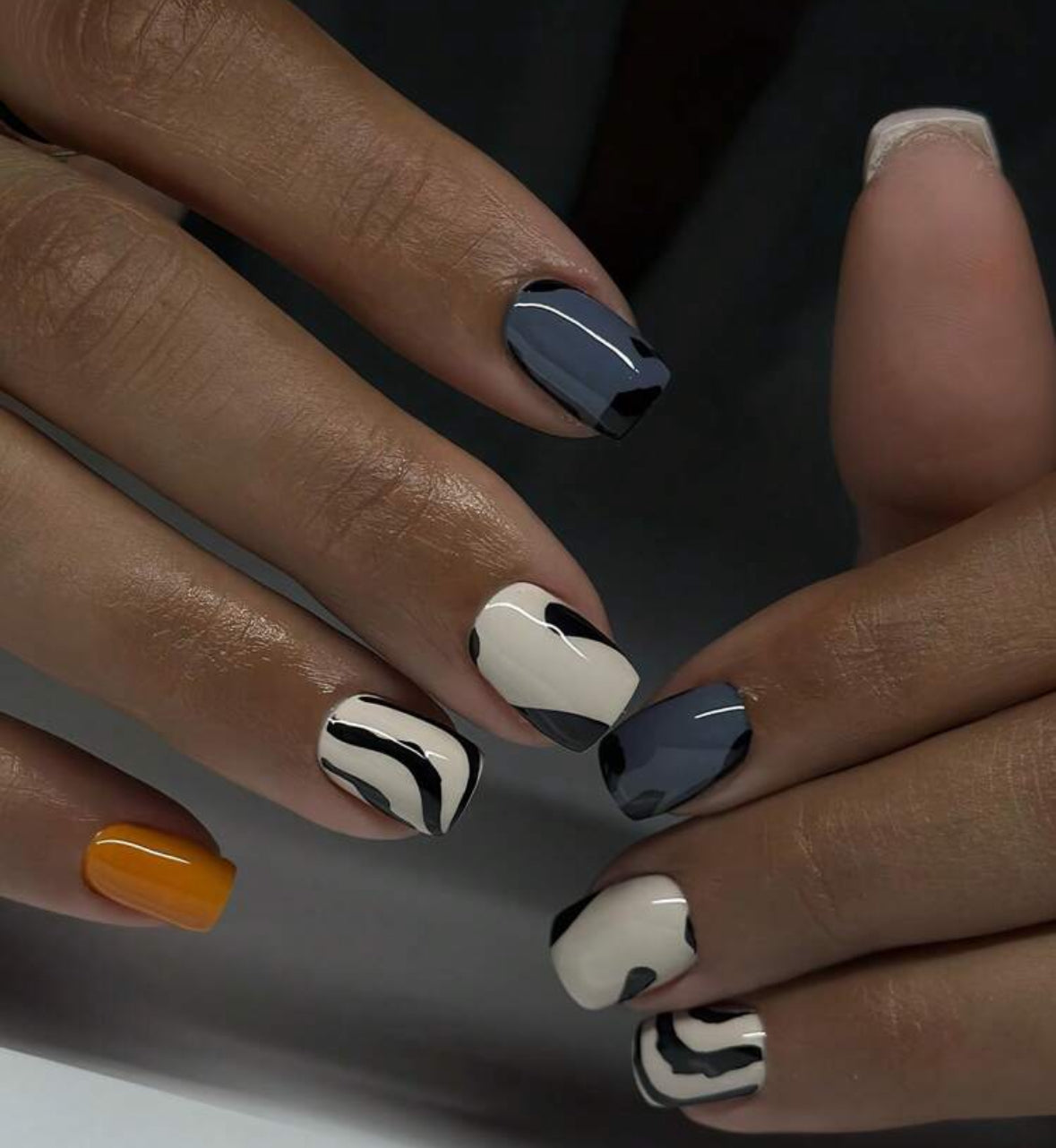 Chic Stripes Nail Set: 24-piece Asymmetrical Short Square Press-On Acrylic Nails